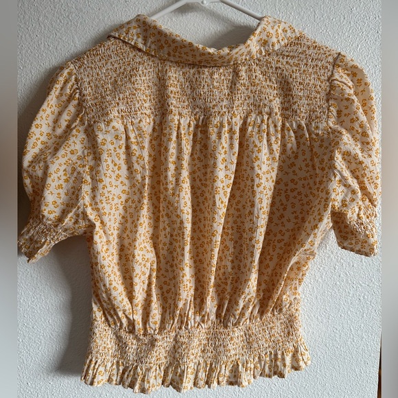 American eagle floral crop Top - Picture 2 of 2